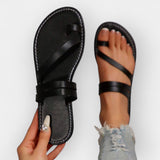 Flat Sandals with Weaving